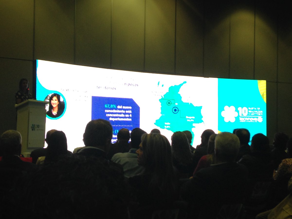 BLG_Lilis's tweet photo. Nos encontramos en la 10 rueda de innovación y negocios #tecnnova https://t.co/ZSkl0nn97k