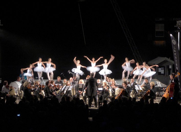 Ballet, Classical Music and synchronised fireworks display with a glass of wine and friends under the stars.