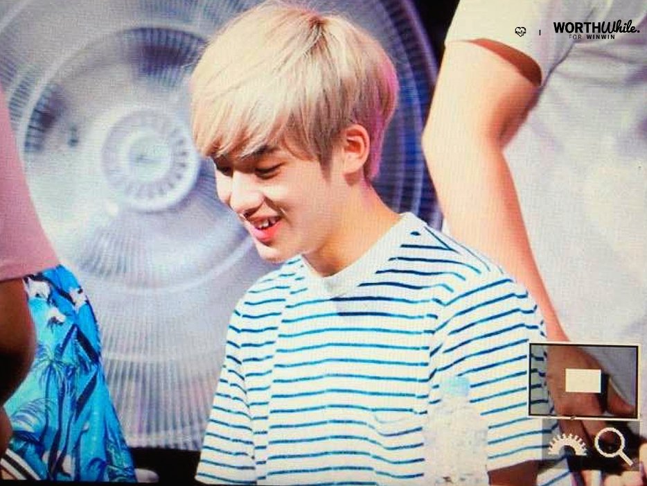 worth_while1028's tweet photo. 160804 광주팬싸 https://t.co/IPZn8hWMEw
