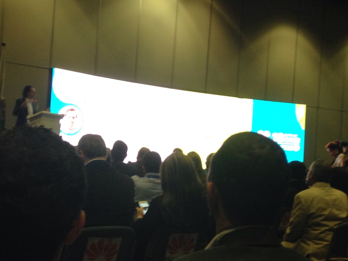 BLG_Lilis's tweet photo. @USBmed a esta hora el Alcalde de la ciudad de #Medellin habla de innovación #Tecnnova https://t.co/IhK4EhwWlM