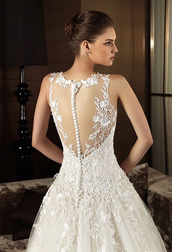 2016 wedding dress with back detail
