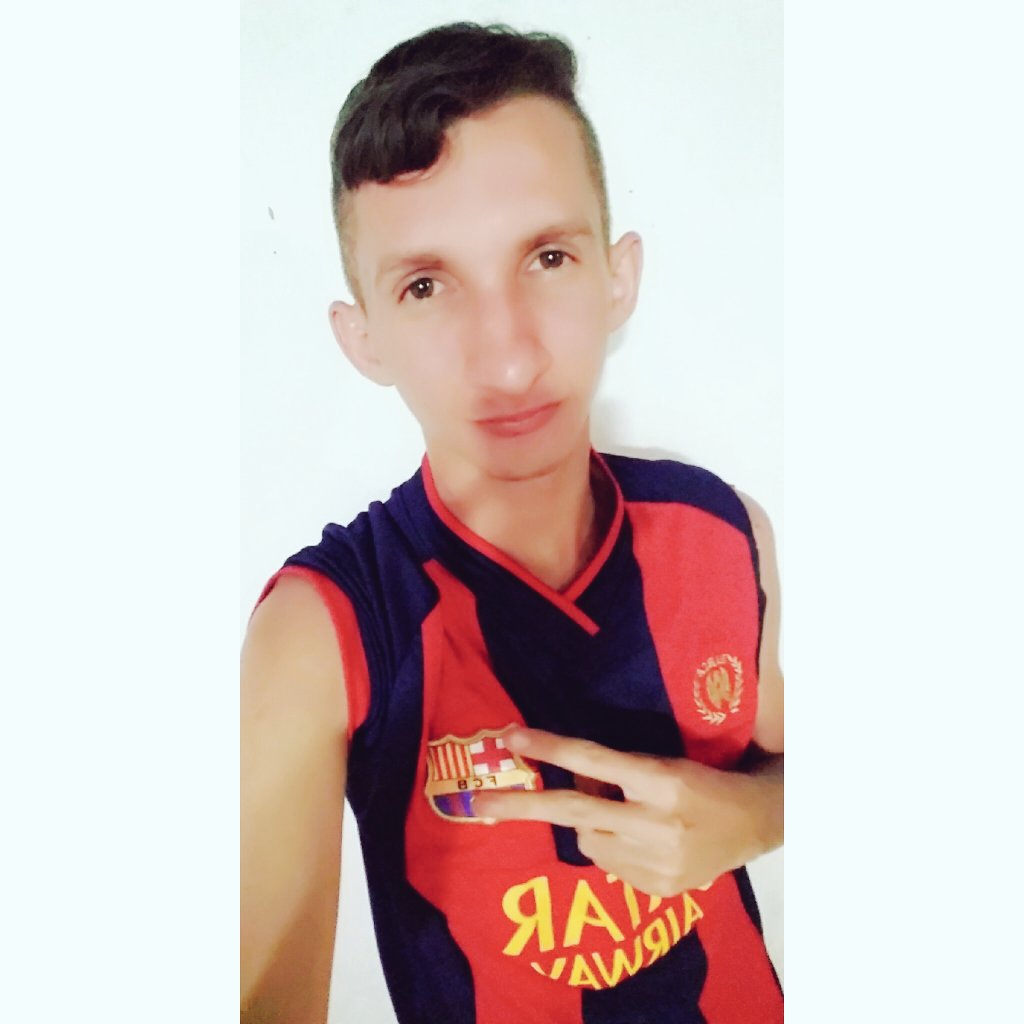 Meu estilo é ser feliz 🍃💖⚽👌