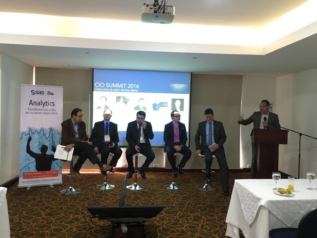 Sas_Colombia's tweet image. Inicia panel de expertos sobre el rol del CIO en Medellín junto con @CIONET_LA #SASDataManagement