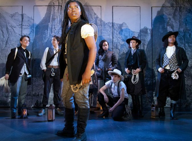 WPTheater's tweet photo. #WPLab 2016-18 member @DonnettaLavinia "is more man than you'll ever get" says fans @ClubbedThumb @PHnyc #menonboats https://t.co/FYvZmkEJMl
