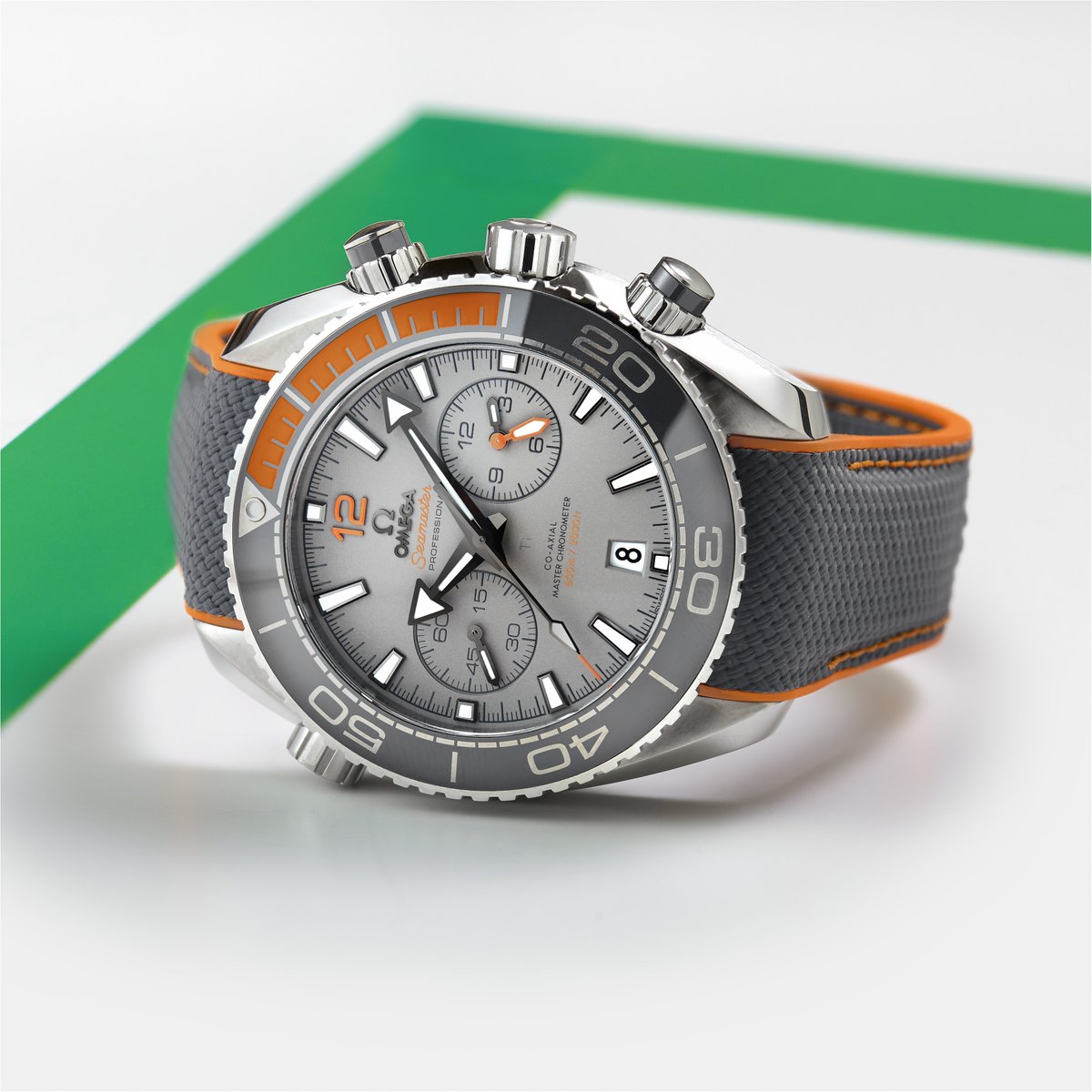 #RecordingDreams / #OMEGAOfficialTimekeeper
Today's #OMEGAPlanetOcean in orange and grey. omegawatches.com/PlanetOcean