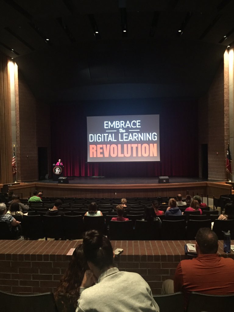 Google academy! Kasey Bell: revolutionize our teaching for our students by embracing digital learning. #cfblearn