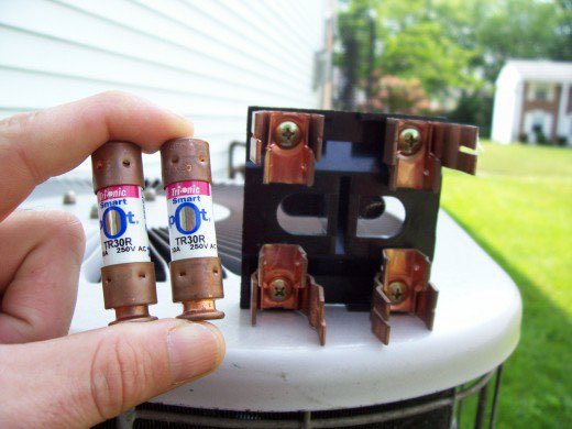 TheGamps's tweet photo. @jaredmecham Was it the fuse in your AC that blew? Hopefully it was quick and easy &amp; you can enjoy your last month! https://t.co/m6UUuTdPC7