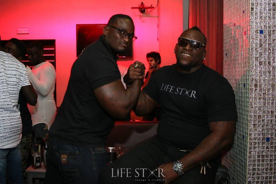 AbidjanLifeStar's tweet photo. Abidjan By night est risqué ?
Voici de quoi vous rassurer et vous mettre en sécurité quand vous venez au LifeStar . https://t.co/78bAosHku2