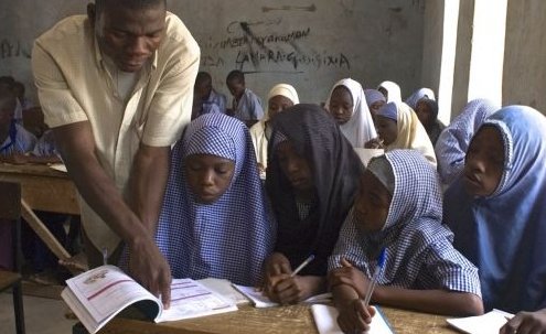 RoomtoRead's tweet photo. The importance of #GirlsEducation in #Africa brings great change beyond the #classroom: https://t.co/vszeD9G14W https://t.co/fUYsPqTLvM