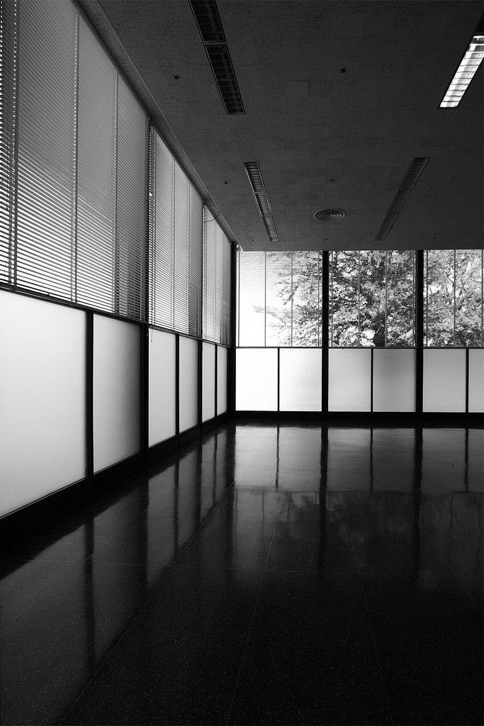 asterionix's tweet image. Crown Hall at the Illinois Institute of Technology in Chicago
by Ludwig Mies van der Rohe, 1955