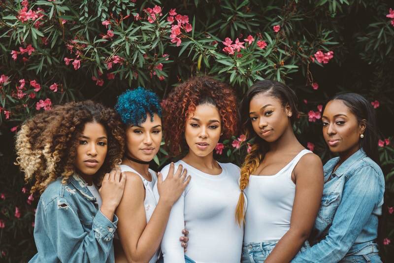 JunesDiaryMedia's tweet image. June's Diary PhotoShoot for Live Nation TV