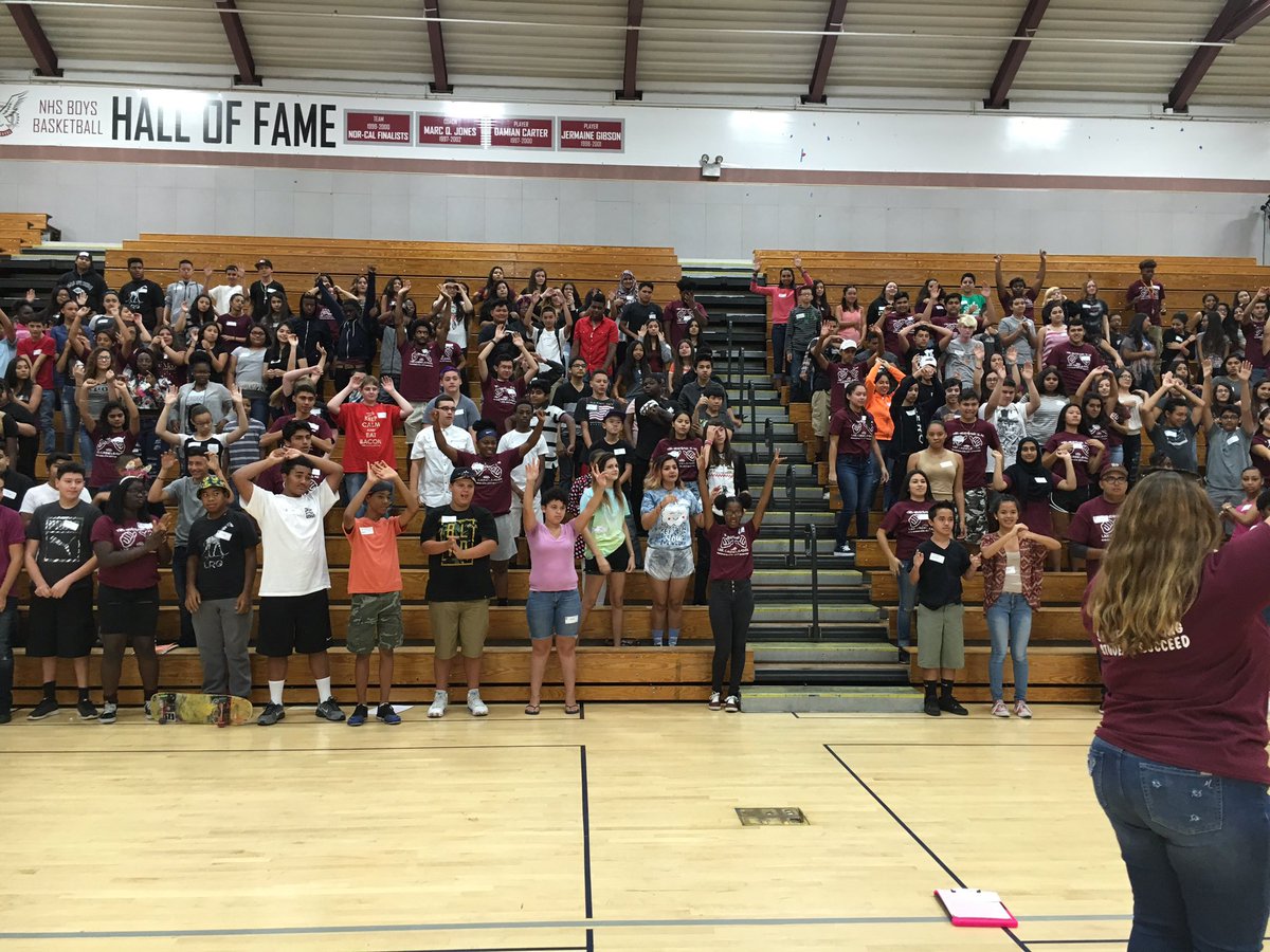 jillorithom's tweet photo. Welcome Nighthawks!  Class of 2020 https://t.co/AhTfITsEWr