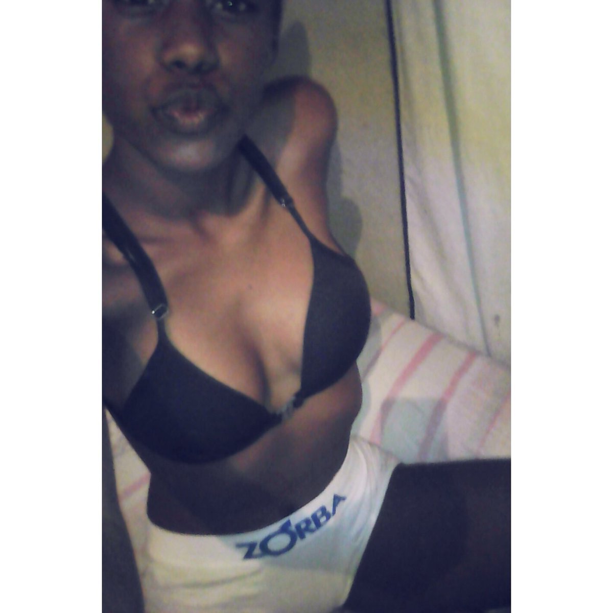 CoostaVick's tweet photo. #Preta_Do_Crime_Perfeito ❤👌💋😍😘 https://t.co/5VPQMg3oYv
