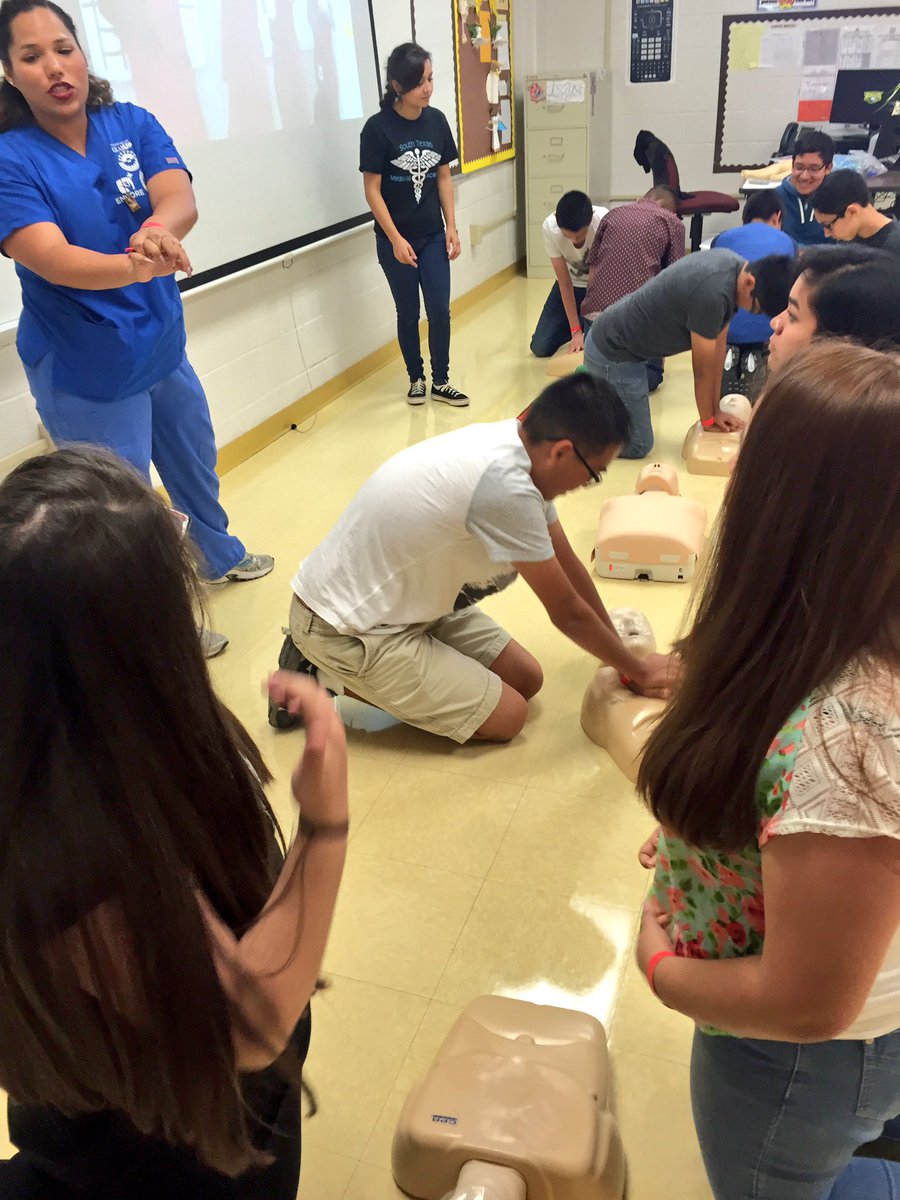 getENCORE's tweet image. Today we're working w/ 300 students as part of @BrownsvilleISD STAMP camp #engineering #medicine #biotechnology