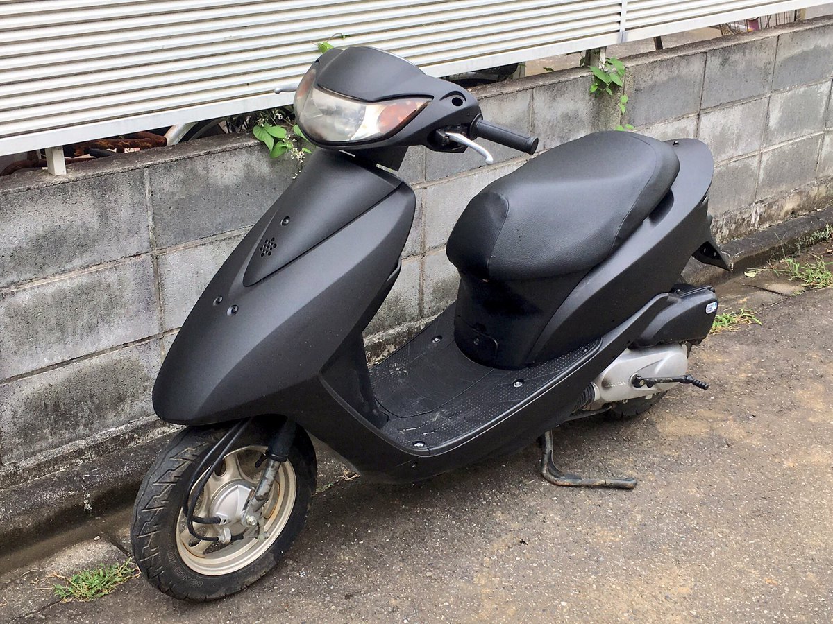 マルサカオート 中古オートバイ販売 ディオaf62艶消し黒 不具合無し 3万円 エンジン絶好調 異音無し 灯火類ok タイヤバリ溝 バッテリー新品 プラグ新品 オイル交換済み シートカバー新品張り替え済み 納車時に新品ミラー２つサービス致します 原付