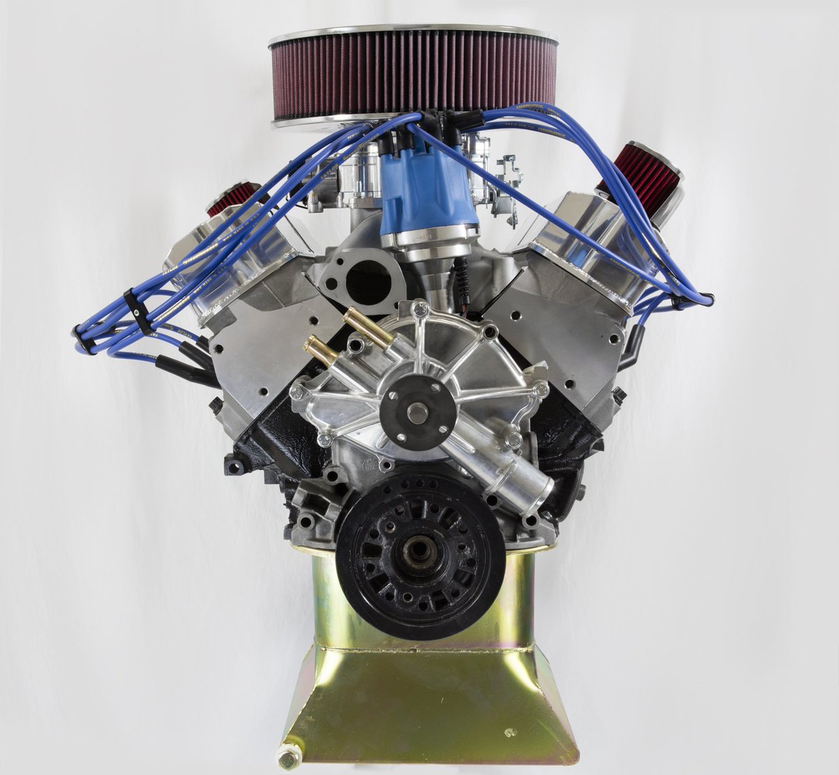 TSP_CA's tweet image. A peak at our #SmallBlockFord #CrateEngine with high capacity #zincplated oil pan &amp;amp; #ProSeriesProBillet distributor