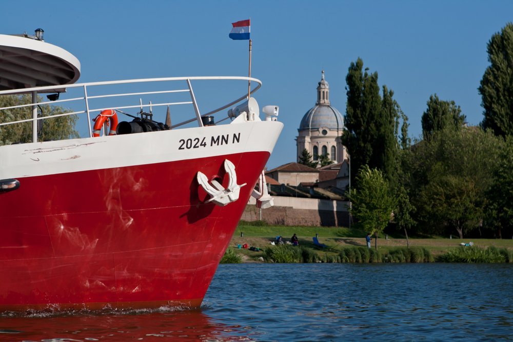 In #bicicletta (e barca) da #Venezia a #Mantova: come riscoprire l'Italia in tutto relax bit.ly/2aLv6aK