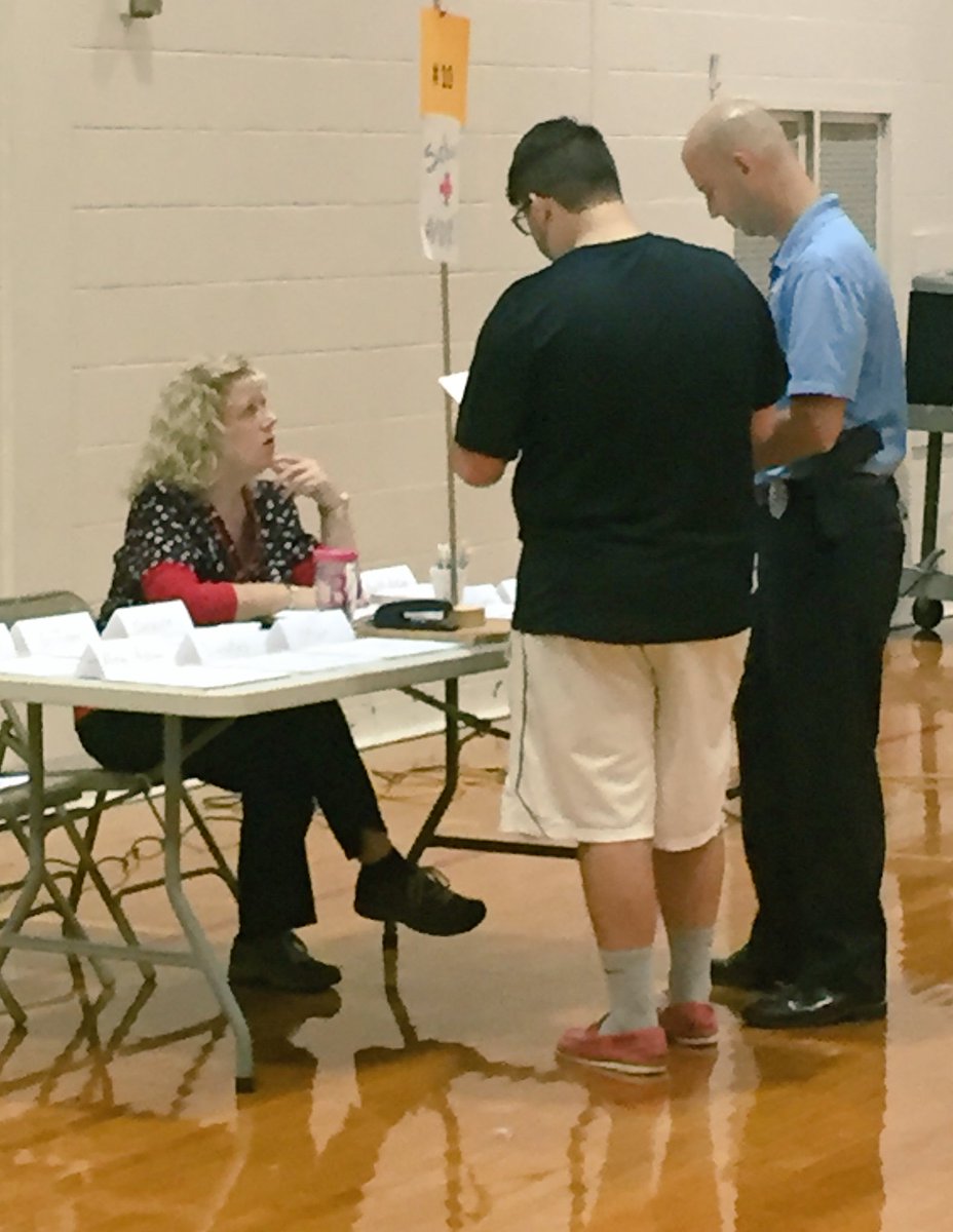 JCPSHighEA_AofL's tweet image. #Seneca now has a school nurse! Welcome, Ms. Bobbie. #systemofsupport #mission @MarcoMunozJCPS @region6jcps