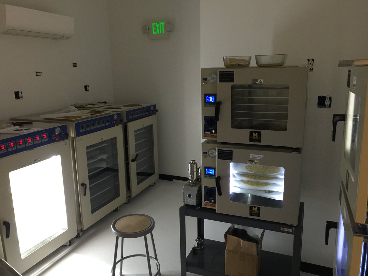 acrossintl's tweet photo. Millennium Labs i502 processing day and night with their #acrossintl #vacovens 😎 https://t.co/S8OCP8BSCG