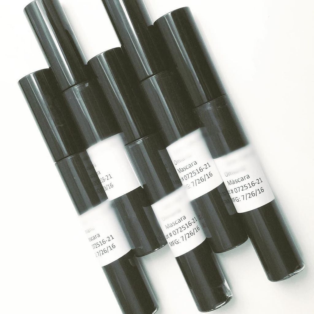 ShopOmiana's tweet photo. Big new mascara project. We promised our customers a vegan, no-water, natural-as-it-gets m… https://t.co/2OVKvVum3q https://t.co/PBMpjZAexz