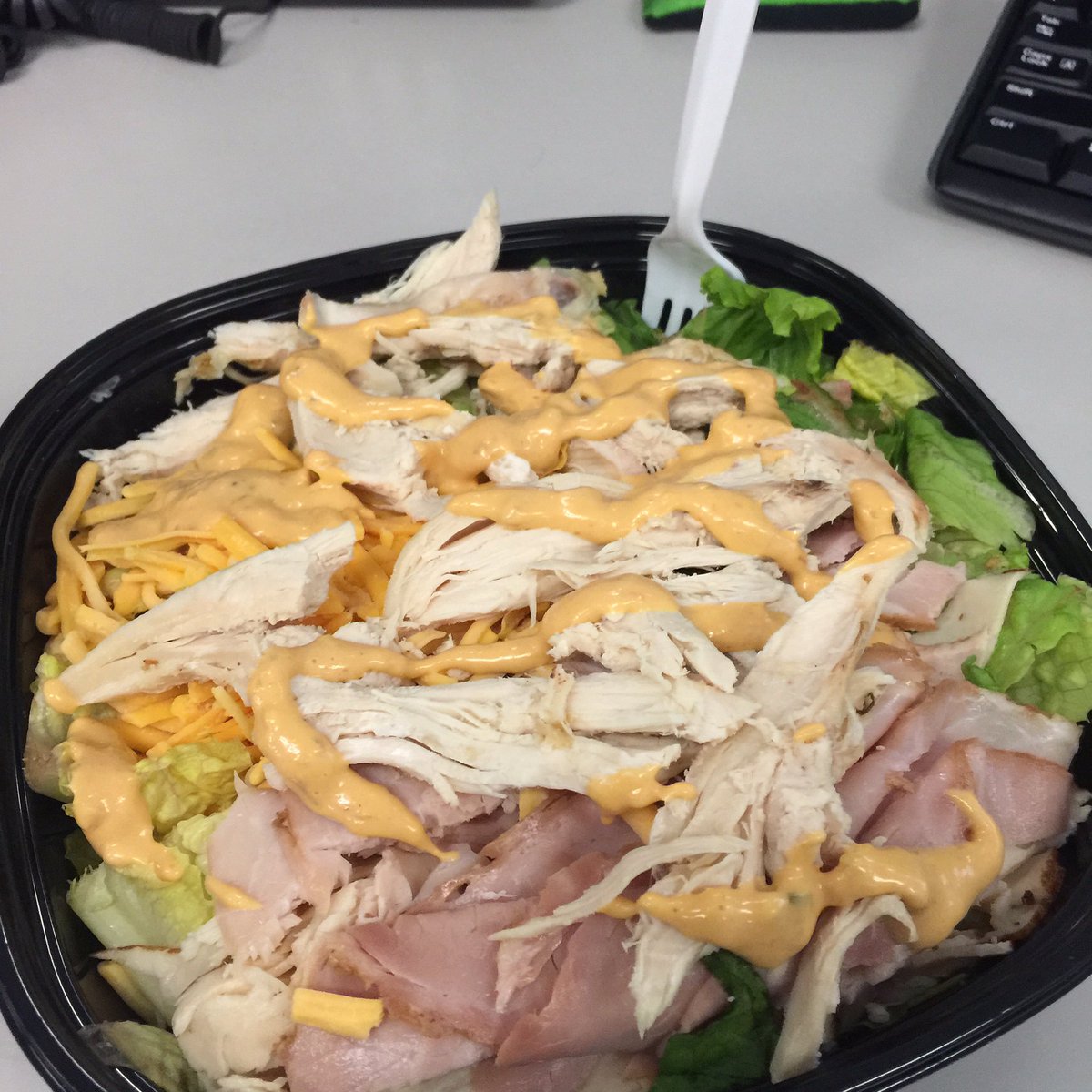 chaseroadrunner's tweet image. Day 4,  no photo of actual push-ups,  just the spoils of a hard workout. #22PushupChallenge #ballsohard