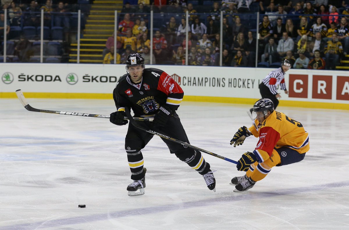 BBCRNS's tweet photo. Good luck @PanthersIHC defenceman Bryan Schmidt who retired today &amp; didn't miss a game in 2 seasons! #PanthersNation https://t.co/auQSYCUp7r