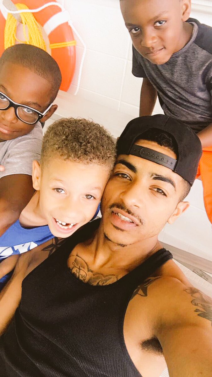 mr2humble3's tweet image. #weonlyknowoneway ☺️💯✊🏾