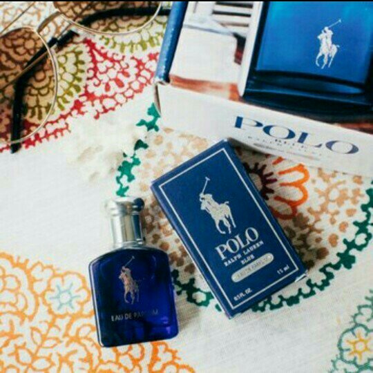 ekgxxx's tweet photo. Smells Great. My husband left before this arrived in the mail #PoloBlueEDP #influenster #complimentarysamples https://t.co/bG1O7j4FWe