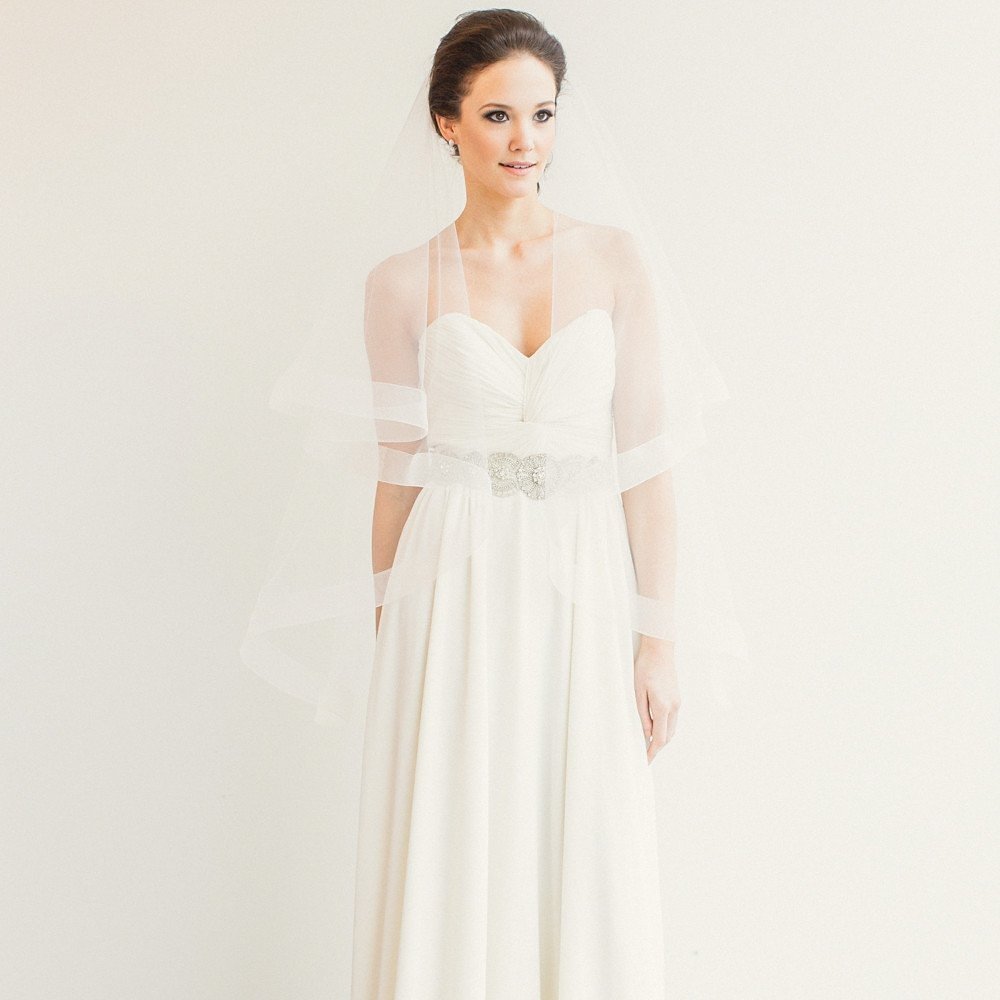 luvytshop's tweet photo. This 2" horse hair finishing fingertip length veil is absolutely beautiful! https://t.co/03RA5aOkPX https://t.co/i3isSwNgWJ