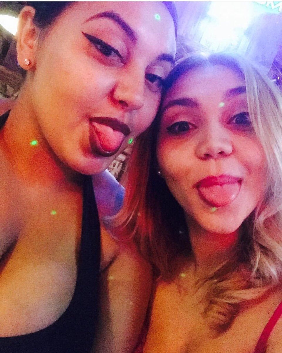 Miami_Chelle's tweet photo. #yingyang #myDaughters #LOML #MyHeart https://t.co/tFeXwK0DyI