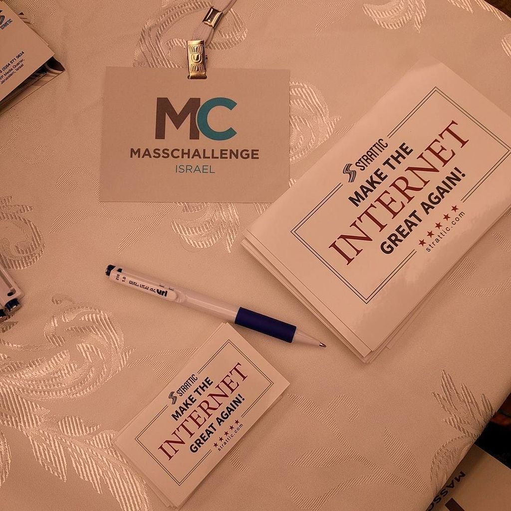 miriamschwab's tweet photo. Strattic MassChallenge stuff. #mcshowcase16 https://t.co/QFclVp6zWJ https://t.co/7n1kri6y0r