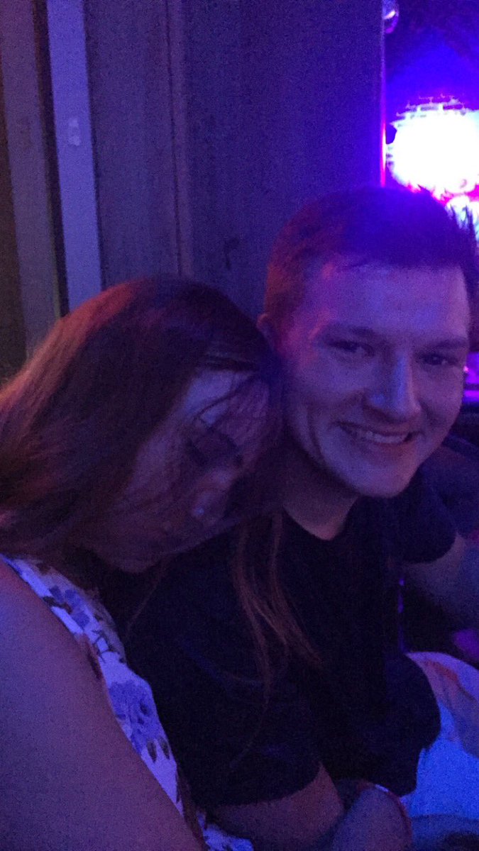 coach_leff's tweet image. Happy Birthday bro!! @evanyabs #wearegettingold 🎉