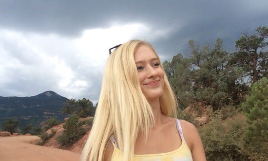 THATbitch_kaley's tweet photo. When I meet a guy that tried to flirt with me online and realize I'm 5'9 and they're like 5'4 https://t.co/vcqjZVq9uA