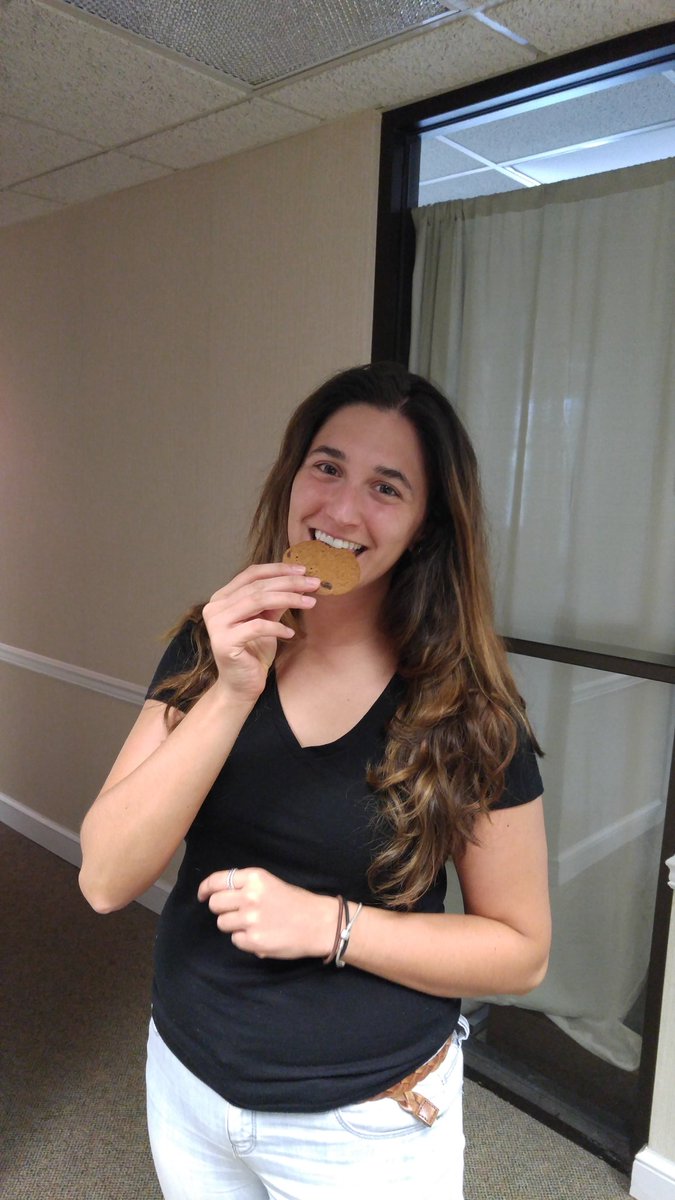 TravelPulse's tweet photo. Happy #NationalChocolateChipCookieDay! Are you enjoying these ooey gooey treats? #ChocolateChipCookieDay https://t.co/1vh77Bfxtv