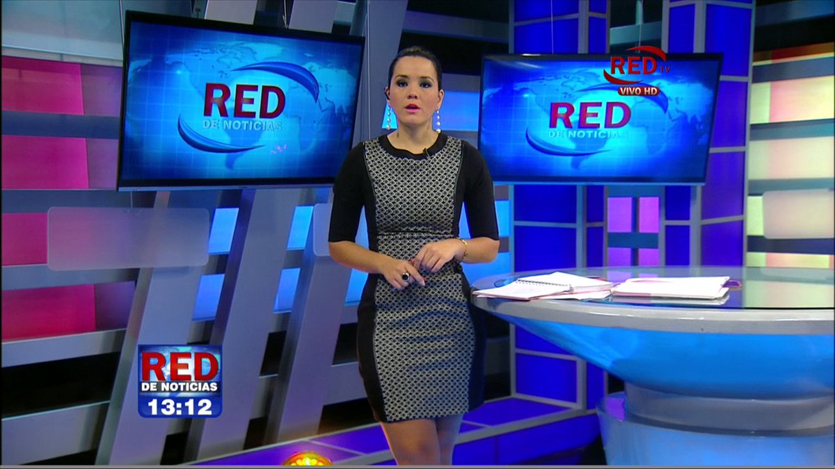 RedTVpe's tweet photo. [#ENVIVO] #MariselLinares llega en la conducción de #REDdeNoticias por @RedTVpe https://t.co/xSaVjAXrxN