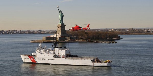 VAVetBenefits's tweet image. Happy 226th birthday to our friends @uscoastguard !