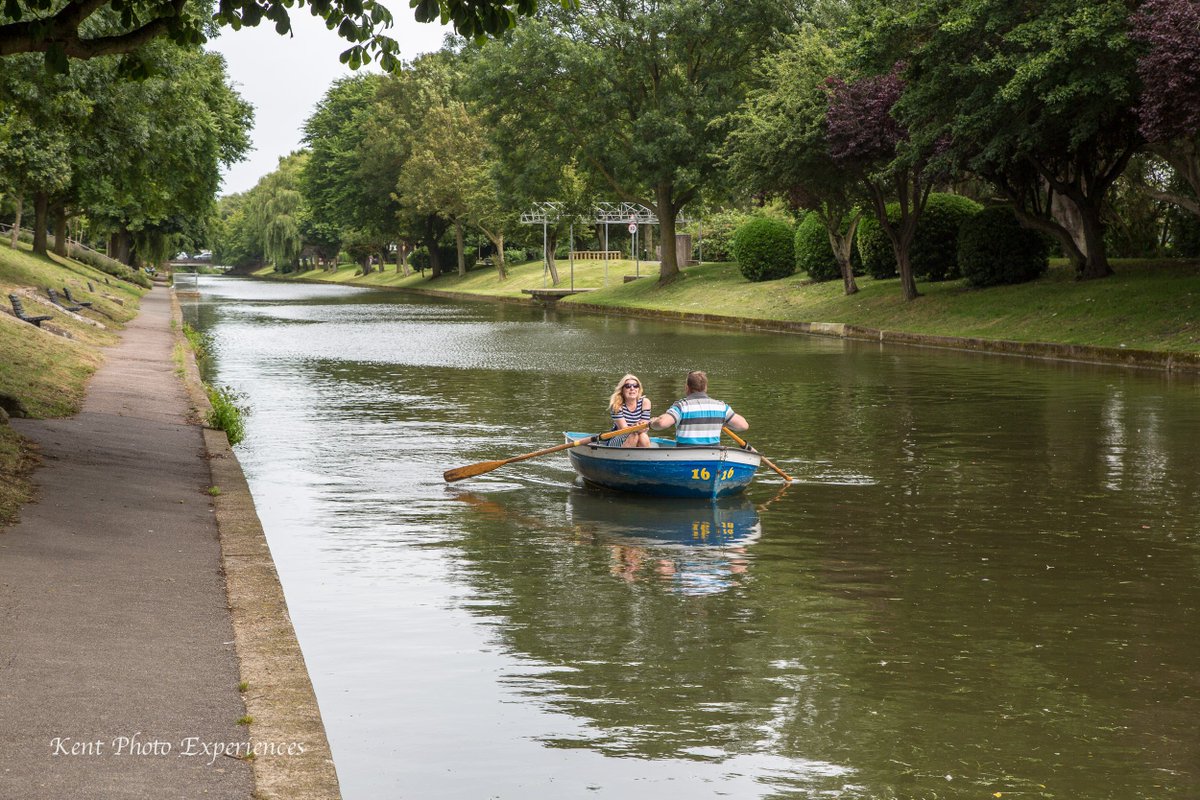 Fancy a Photo-walk in #Hythe - great to socialise and learn a bit about photography as well. facebook.com/KentPhotoExper…