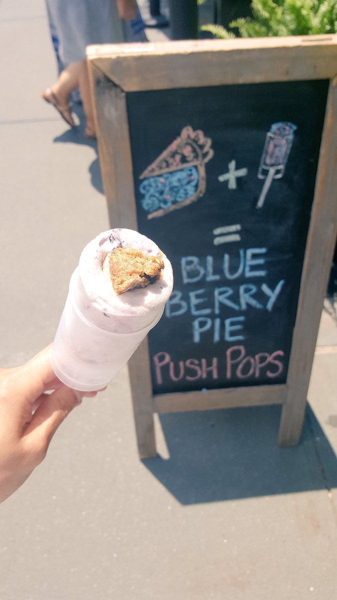 Blueberry Pie Push-Pops now @lafayette380 #apresmidi