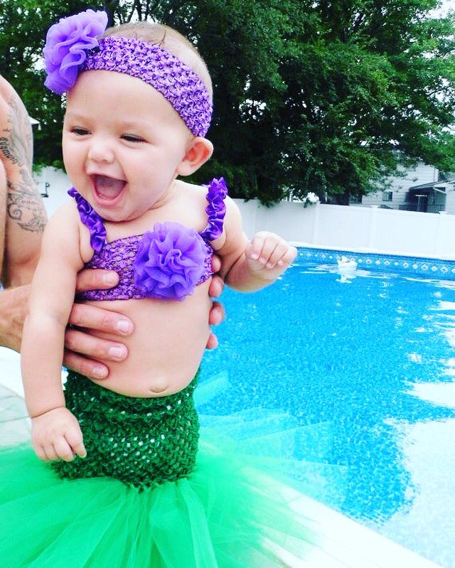 LittleLdnBallet's tweet photo. ... I mean if I was a #baby I would 100% be chilling by the #pool in a #little mermaid #tutu 💕💖 #llballet https://t.co/vPQfnEOxwo
