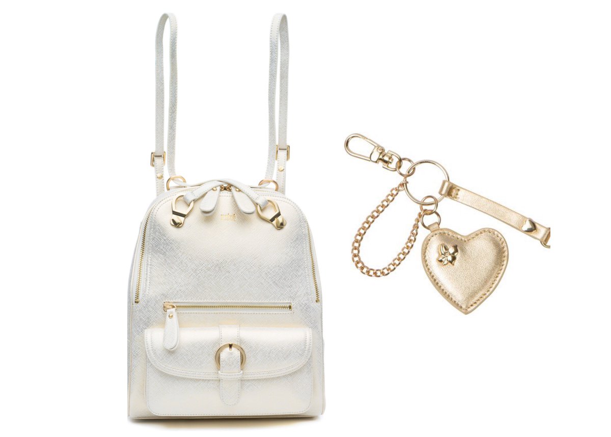 adventuregirl's tweet image. Heading back to school? Hitting the road? Here's our stylish must-haves #travel #stylehaul bit.ly/2aLR39K