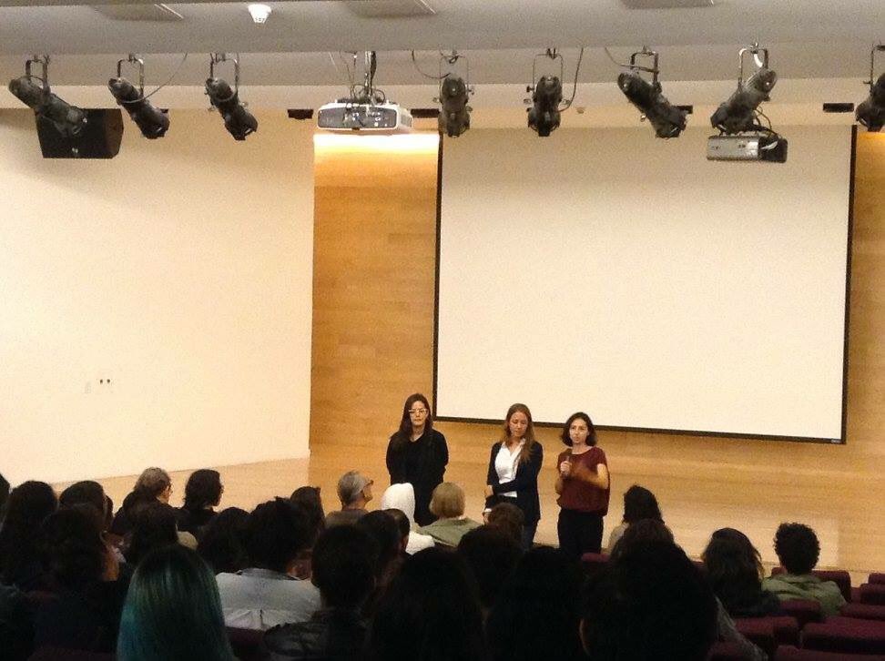 sunudoc's tweet photo. Felices de inaugurar el primer encuentro #Teocintle por el alimento sustentable en @museotamayo @LIMBOsemillas https://t.co/fVDig1DlAc