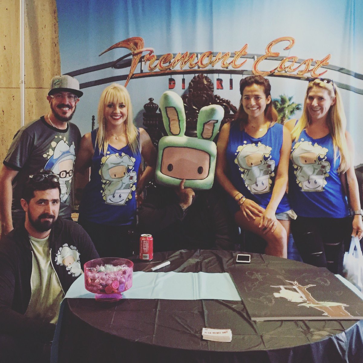 Stitch Factory tweet media