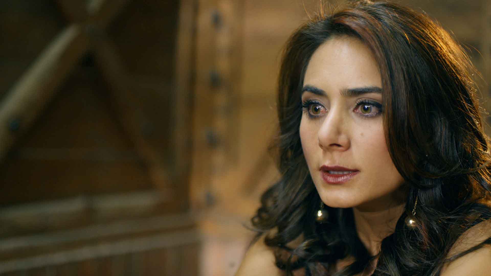 Daniela Sin Senos Si Hay Paraiso