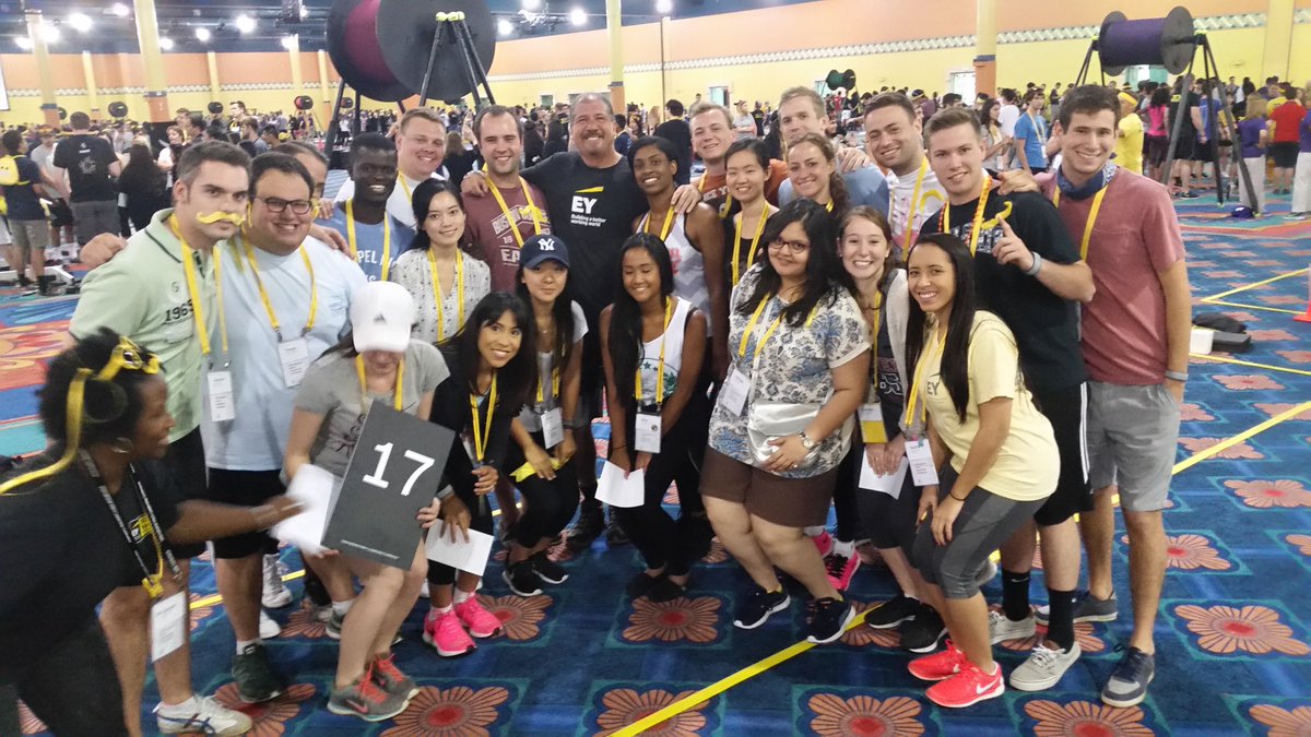 mattjmcnamara's tweet photo. Day 1 Team 17 - @Mark_Weinberger drops by to help Channel Success #IILC2016 #IILC @EY_IILC https://t.co/EGcA9mY4tI