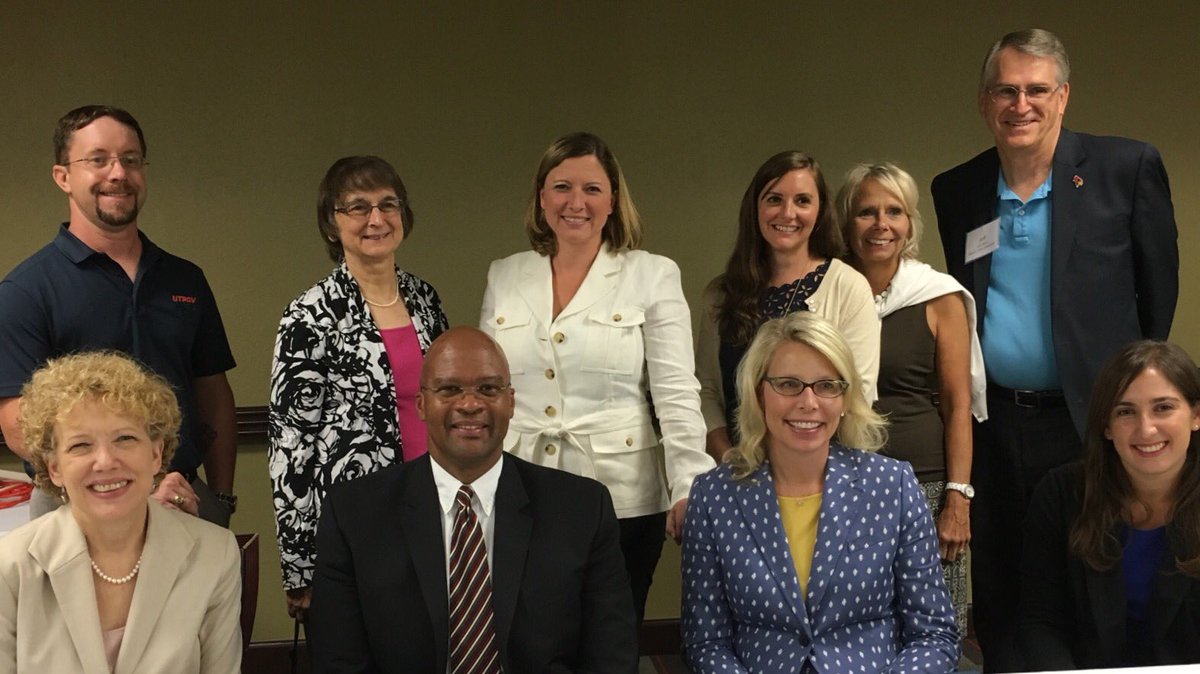 ChesMches's tweet photo. Our dynamic panel @ the CNHEO 21st century mtg -#FutureofHEd https://t.co/jk42eeFwqr