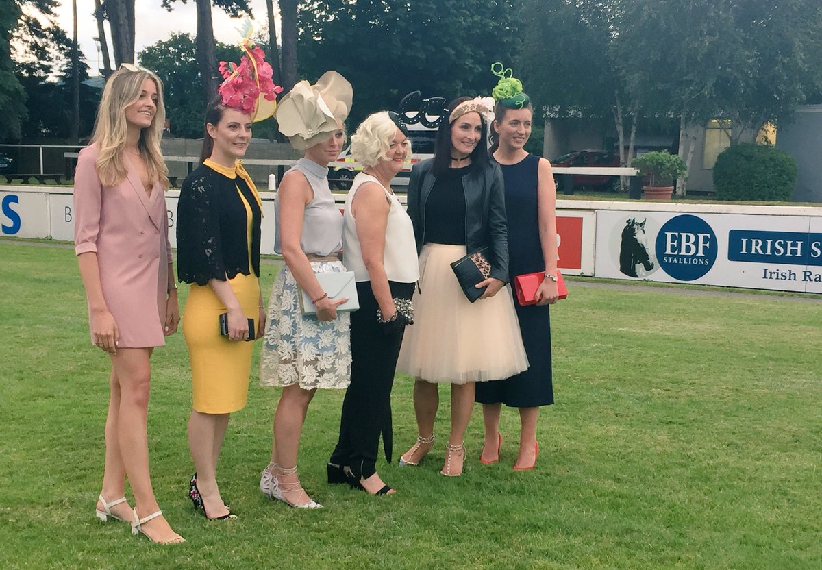 Dare To Be Different Style Awards finalists with judge <a href="/louisecooney_/">Louise Cooney</a>  #DTBD #LiveAtLeopardstown <a href="/thebeaconhotel/">The Beacon Hotel</a>