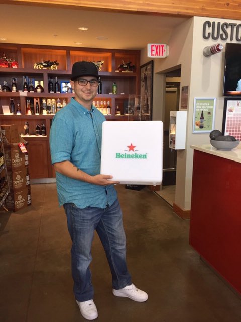 Congrats to Kelsey on his win here at <a href="/LiquorPlanet/">Liquor Planet</a> now he can jam in style thanks to <a href="/Heineken/">Heineken</a>