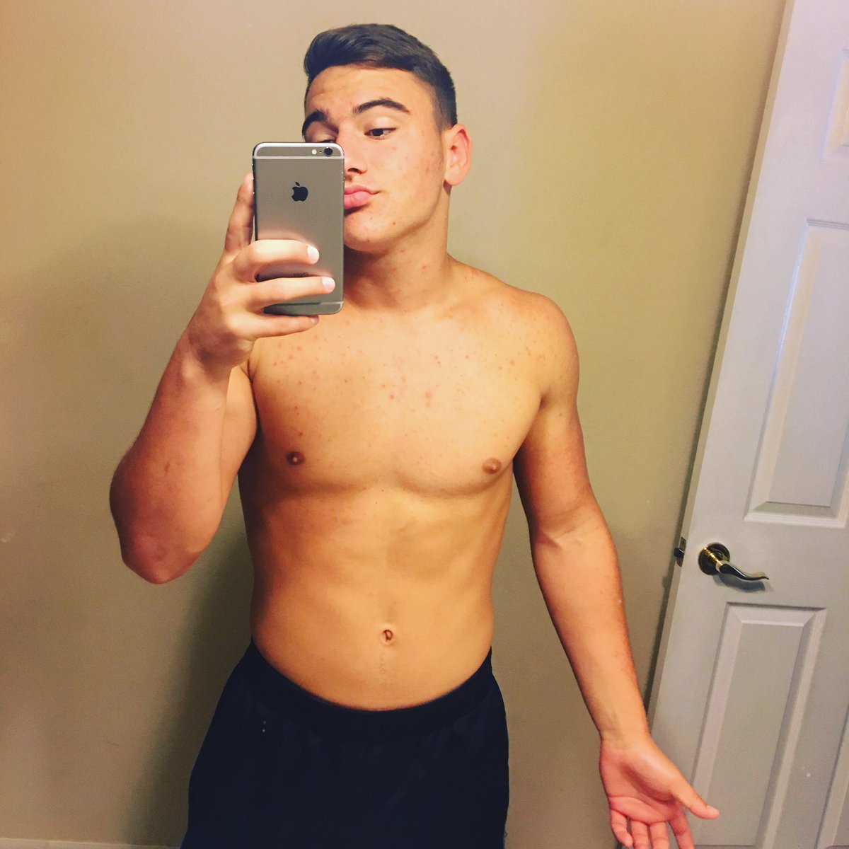 Carlos Perez (@cp9121462) on Twitter photo 