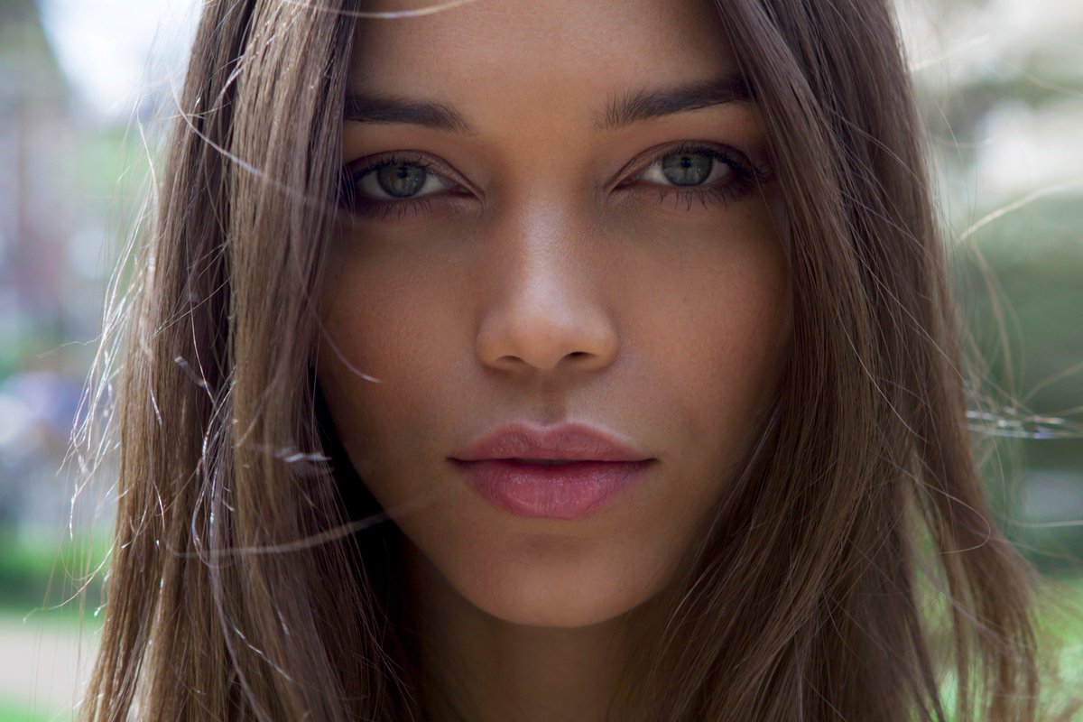 Daniels_World's tweet photo. Throoooow back w/ Brazilian Model Jaqueline F 
#Makeup &amp; #Hair by Tanya McGeever.  #CommercialPhotography #Beauty https://t.co/AKU2wcKasS