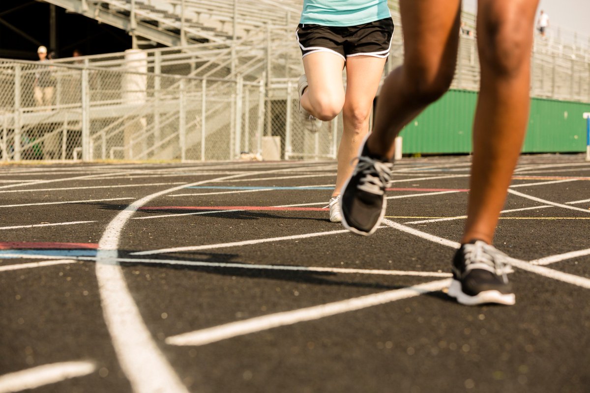 Why are young athletes re-injuring their #ACL so frequently after surgery? bit.ly/2ax5TQG #sportsmed